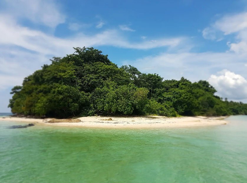 Calampuan Island Beach Campsite, Dumaran, Philippines, Philippines